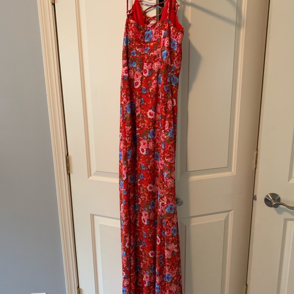Floral Maxi Dress - Picture 3 of 4